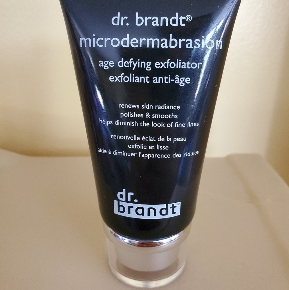 Dr Brandt microdermabrasion age defying exfoliator